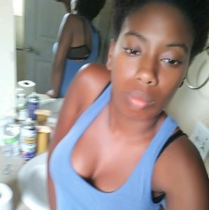 Meet your Posher, Ajaysha